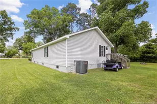 400 Anne St, Bladenboro, NC 28320 - Photo 33