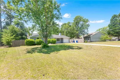 102 Bruce Lane, Spring Lake, NC 28390 - Photo 3