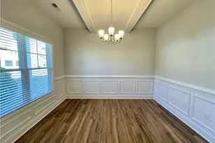 5137 Thruway Rd, Hope Mills, NC 28348 - Photo 3