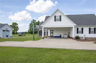 111 N Church St, Newton Grove, NC 28366 - Photo 31