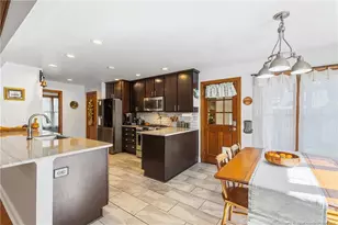 6481 Windy Creek Way, Fayetteville, NC 28306 - Photo 19