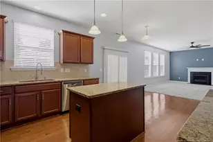 14 Hallow Oak St, Spring Lake, NC 28390 - Photo 17