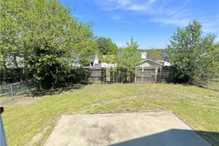 1703 Winnabow Dr, Fayetteville, NC 28304 - Photo 21