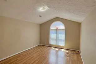 1703 Winnabow Dr, Fayetteville, NC 28304 - Photo 9