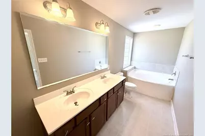 1820 Shady Knoll Lane, Fayetteville, NC 28314 - Photo 15