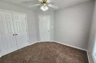 1549 Laurel Oak Dr, Fayetteville, NC 28314 - Photo 9