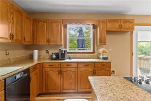 724 Galloway Dr, Fayetteville, NC 28303 - Photo 11