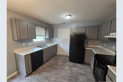 111 Hobson Court, Raeford, NC 28376 - Photo 7
