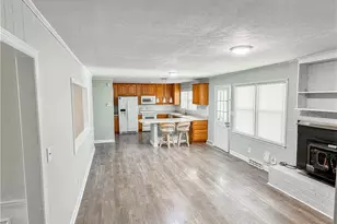 332 Rainier Dr, Fayetteville, NC 28314 - Photo 9