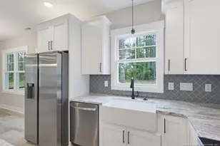 16040 Cardinal Ct, Wagram, NC 28396 - Photo 15