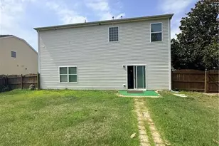 1430 Vandenberg Dr, Fayetteville, NC 28312 - Photo 21