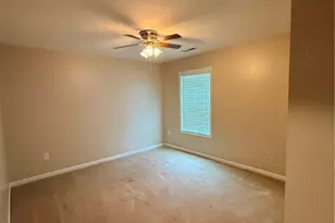 1430 Vandenberg Dr, Fayetteville, NC 28312 - Photo 15