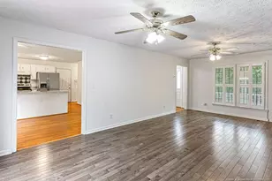817 Larkspur Dr, Fayetteville, NC 28311 - Photo 17
