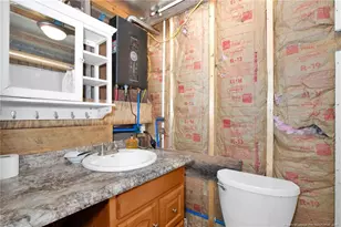 219 E Clinton St, Autryville, NC 28318 - Photo 27