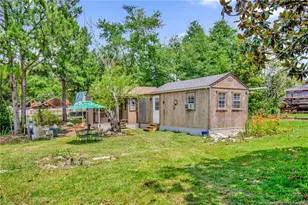 219 E Clinton St, Autryville, NC 28318 - Photo 31