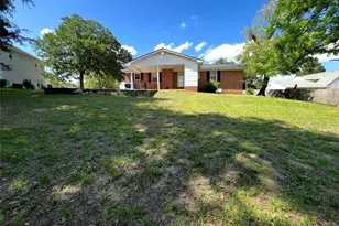 1319 Levy Dr, Fayetteville, NC 28305 - Photo 31
