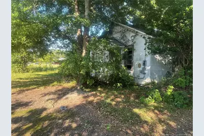 1302 Spring Ave, Spring Lake, NC 28390 - Photo 3