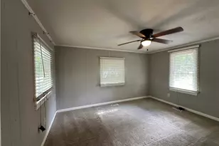 420 W Mountain Dr, Fayetteville, NC 28306 - Photo 17