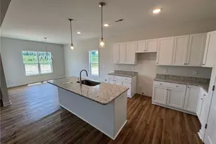 229 Seaford Ln Lot 10, Aberdeen, NC 28315 - Photo 5