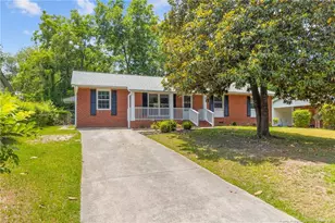 213 Lansdowne Rd, Fayetteville, NC 28314 - Photo 3