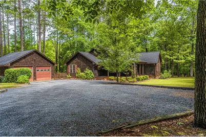 707 Alexander Drive, Aberdeen, NC 28315 - Photo 3
