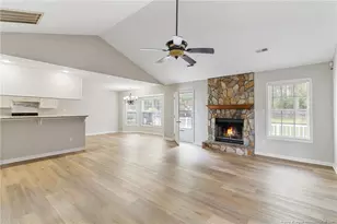 107 Hollow Ln, Raeford, NC 28376 - Photo 5