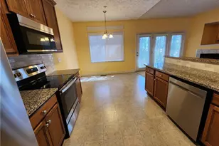 3011 Wetherby Ct, Fayetteville, NC 28306 - Photo 9