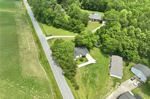 908 Middle Rd, Fayetteville, NC 28312 - Photo 39