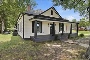 908 Middle Rd, Fayetteville, NC 28312 - Photo 3
