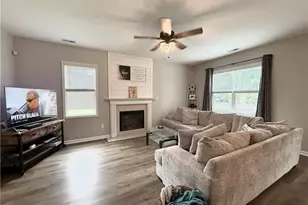 239 Boswell St, Raeford, NC 28376 - Photo 17