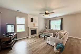 239 Boswell St, Raeford, NC 28376 - Photo 13