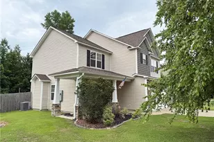239 Boswell St, Raeford, NC 28376 - Photo 3