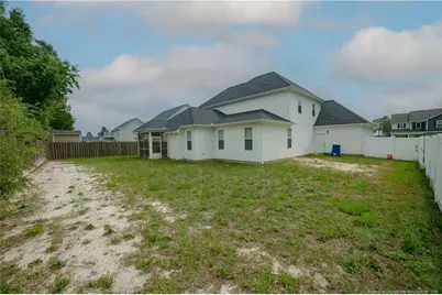 212 Stafford Avenue, Raeford, NC 28376 - Photo 5