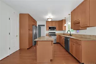 853 Foxcroft Dr, Fayetteville, NC 28311 - Photo 13