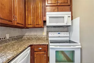 906 W Rowan St, Fayetteville, NC 28301 - Photo 13