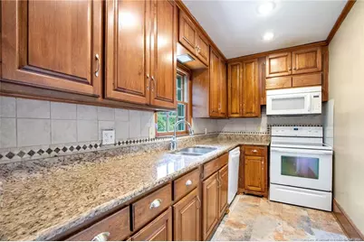906 W Rowan Street, Fayetteville, NC 28301 - Photo 11