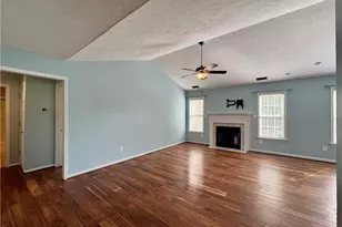 422 Jamestown Ave, Fayetteville, NC 28303 - Photo 3