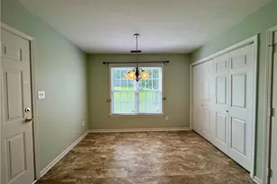 422 Jamestown Ave, Fayetteville, NC 28303 - Photo 7