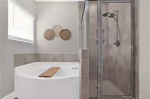 2128 Mannington Dr, Fayetteville, NC 28306 - Photo 25