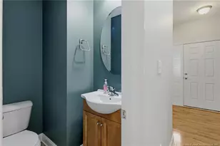 1536 Grassy Branch Dr, Fayetteville, NC 28304 - Photo 9