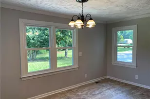 1414 Elizabethtown Hwy, Roseboro, NC 28382 - Photo 9