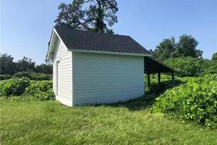 1414 Elizabethtown Hwy, Roseboro, NC 28382 - Photo 3