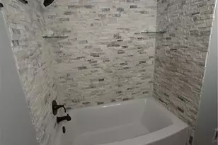 514 N Ballance St, Saint Pauls, NC 28384 - Photo 23