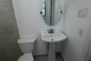 514 N Ballance St, Saint Pauls, NC 28384 - Photo 19