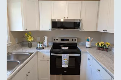 808 Weiss Avenue, Fayetteville, NC 28305 - Photo 3