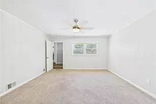 2621 Huntington Rd, Fayetteville, NC 28303 - Photo 19