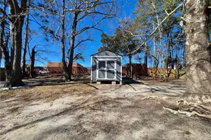 113 N Wright St, Raeford, NC 28376 - Photo 27