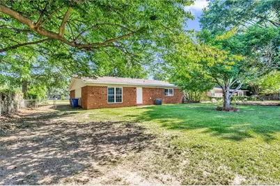 4765 NW Friar Avenue, Fayetteville, NC 28304 - Photo 31