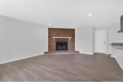 4765 NW Friar Avenue, Fayetteville, NC 28304 - Photo 7