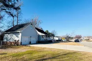 216 Stirling Dr, Lumberton, NC 28358 - Photo 29
